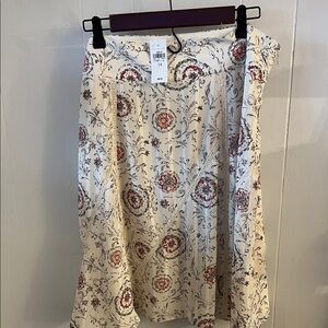 Ann Taylor Cream and Red Floral A-Line Skirt Retail $98